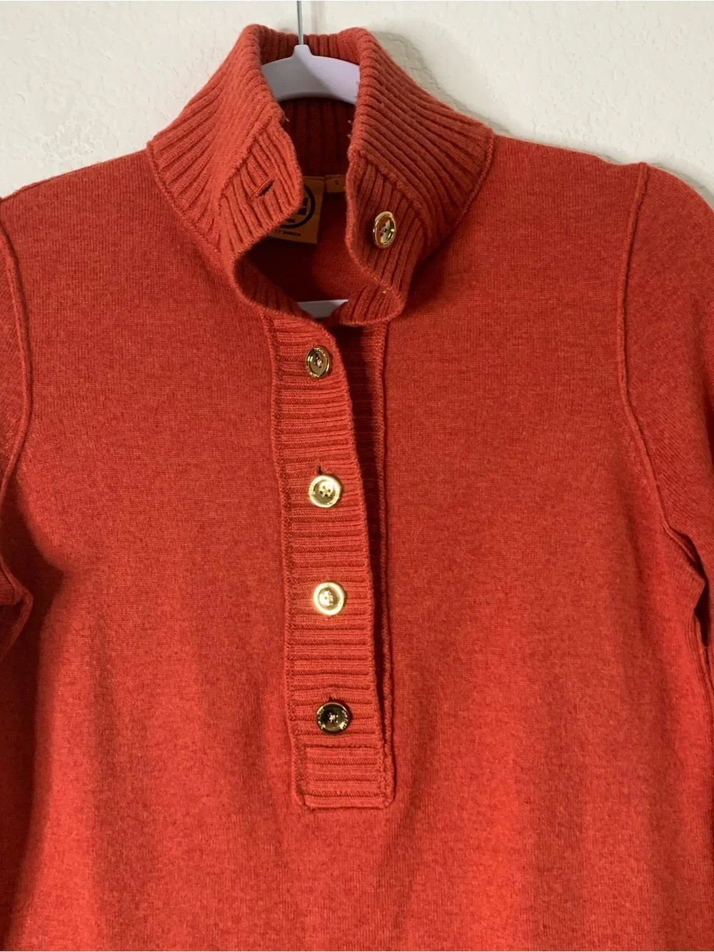 Tory Burch women’s orange wool/ cashmere long sleeve turtleneck sweater S